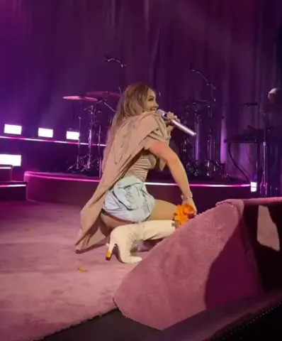 Live Nation/Instagram It was Duff's first headlining concert in 18 years