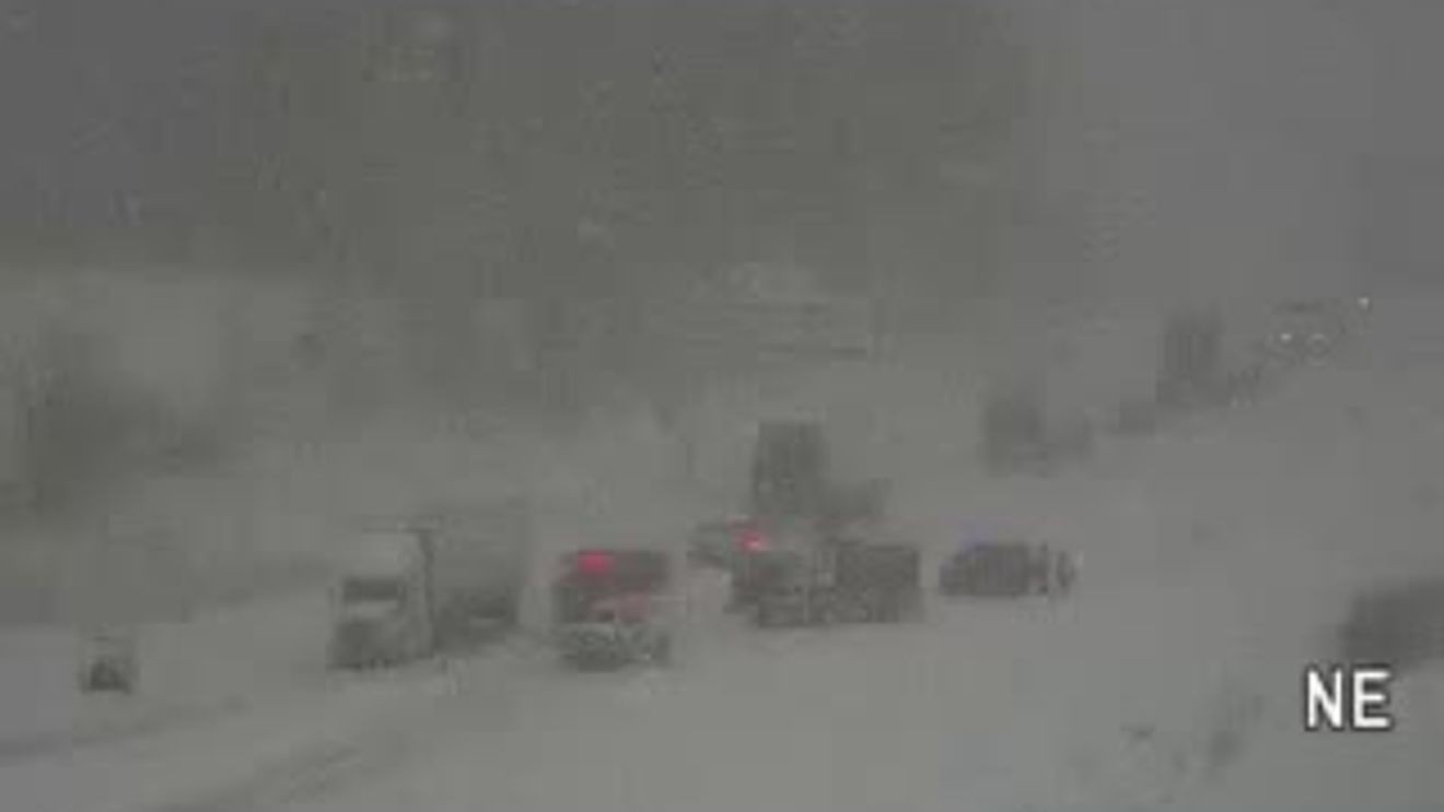  Jackknifed semis, 100 car pileup shuts down I-196; stranded drivers bussed from crash site