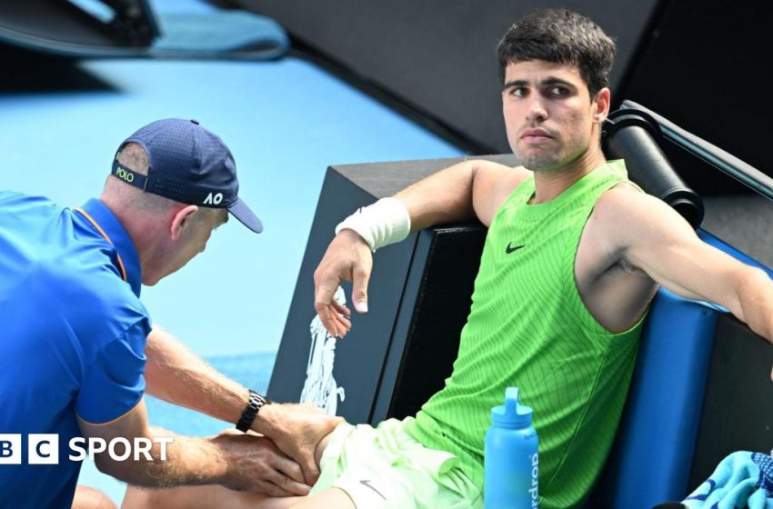  Australian Open 2026: Carlos Alcaraz denies bending rules in epic Alexander Zverev semi-final