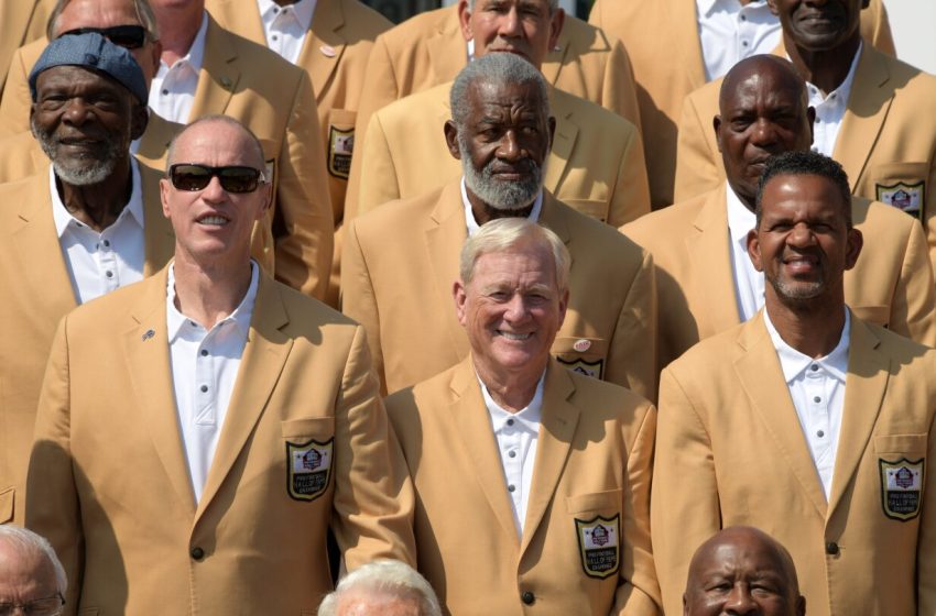  Bill Polian tells ESPN he can’t recall “with 100 percent certainty” whether he voted for Belichick