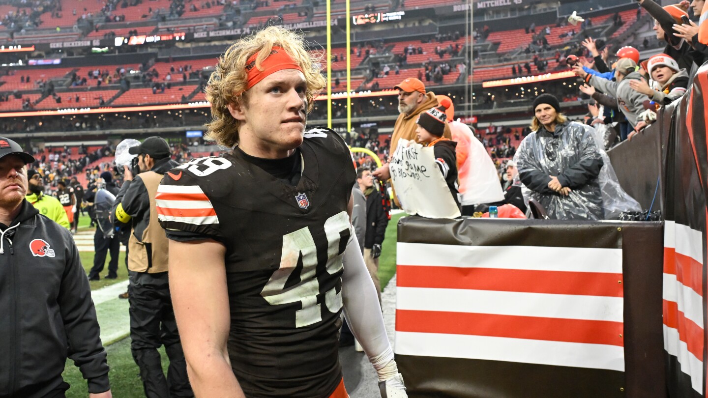  Browns LB Carson Schwesinger highlights defensive rookie of the year finalists