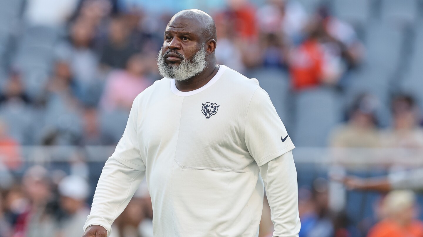  Chiefs request permission to interview Eric Bieniemy for offensive coordinator