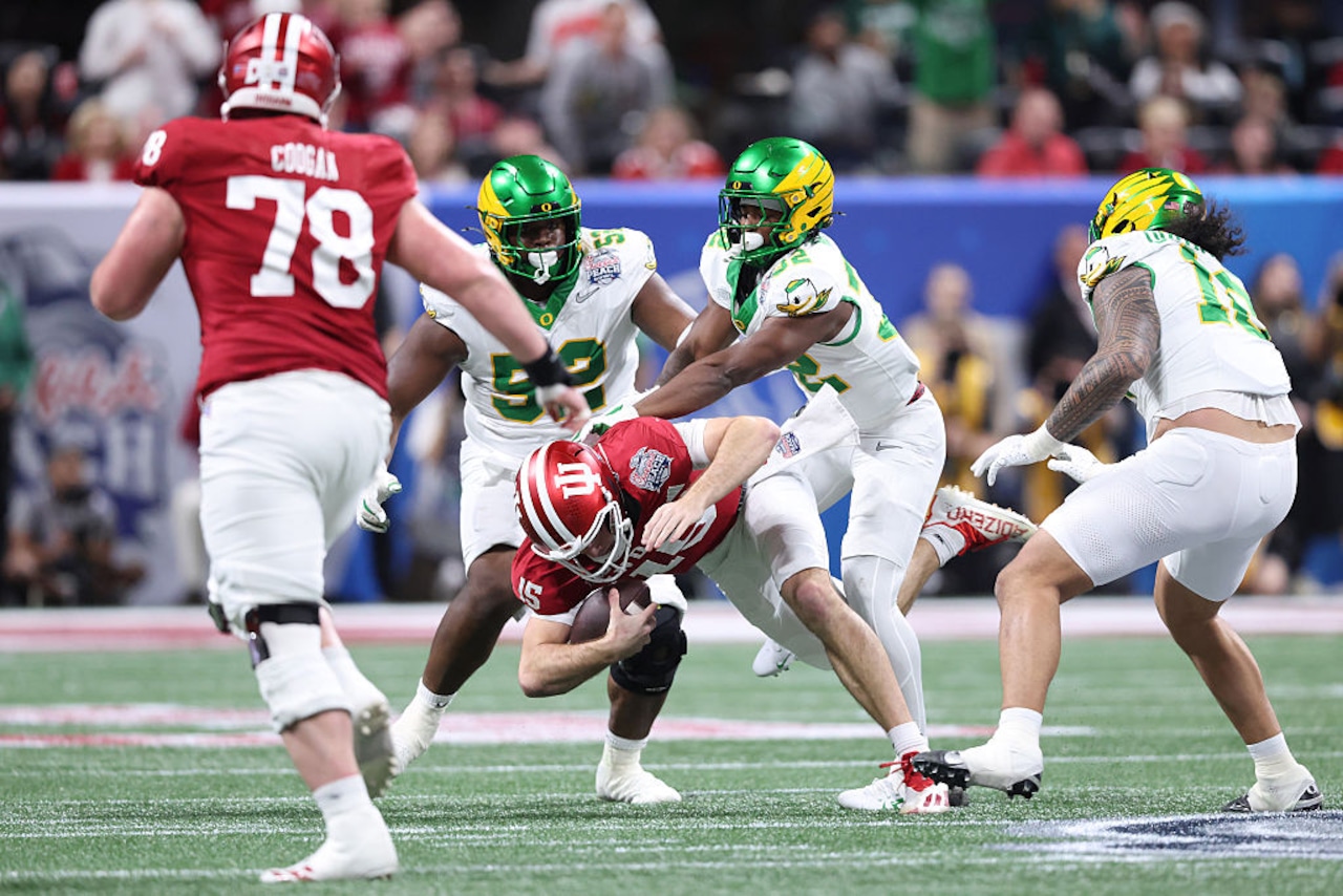 College Football Playoff Semifinal - Chick-fil-A Peach Bowl: Oregon v Indiana