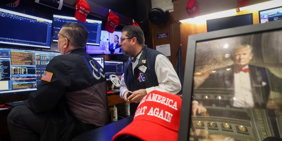  Down Arrow Button Icon