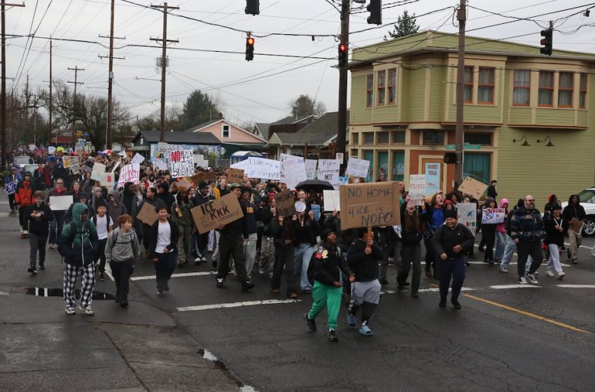  Hundreds of students walk out of class across Portland to protest ICE