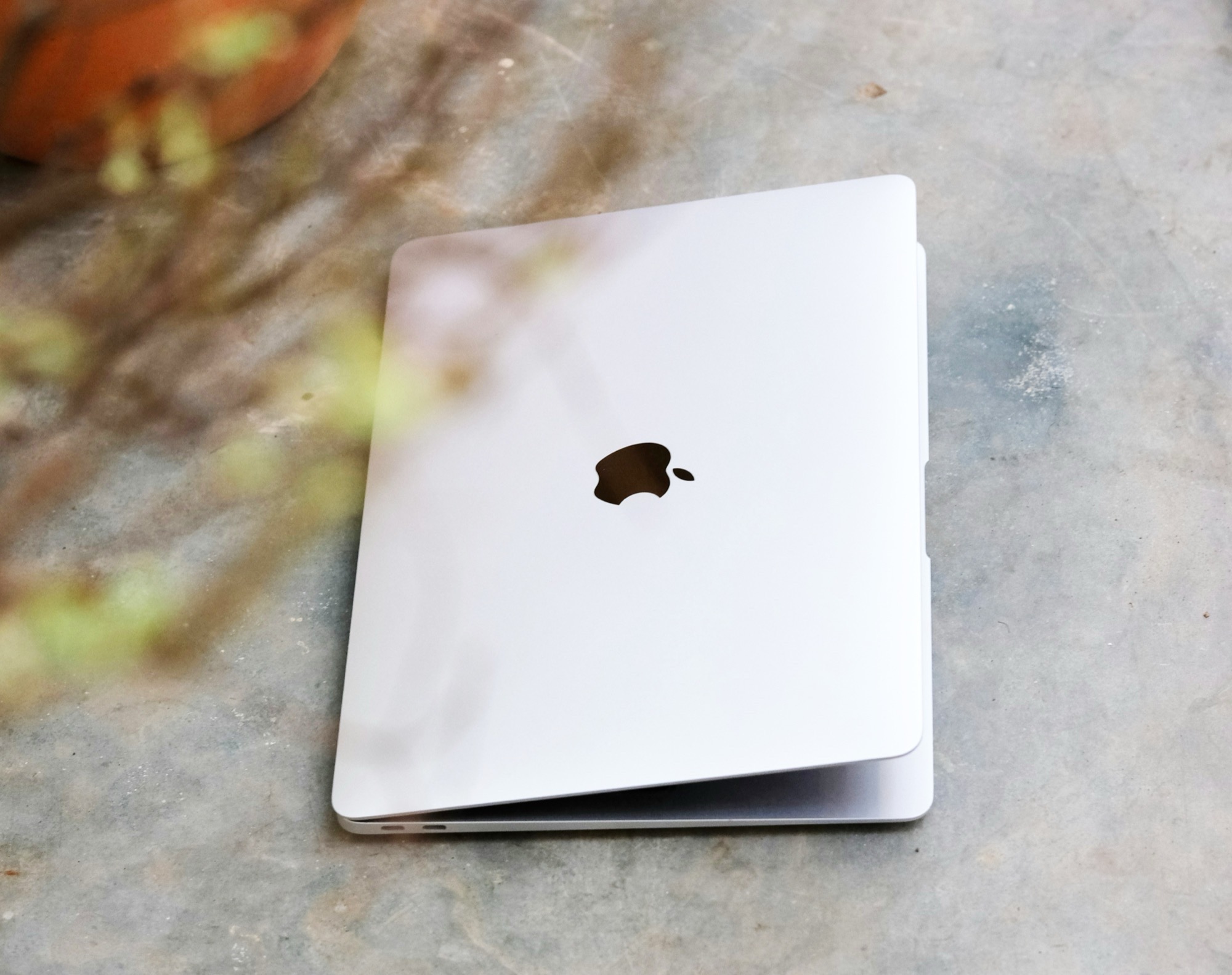  Cheap MacBook with iPhone processor to launch this spring as analysts reveal display size