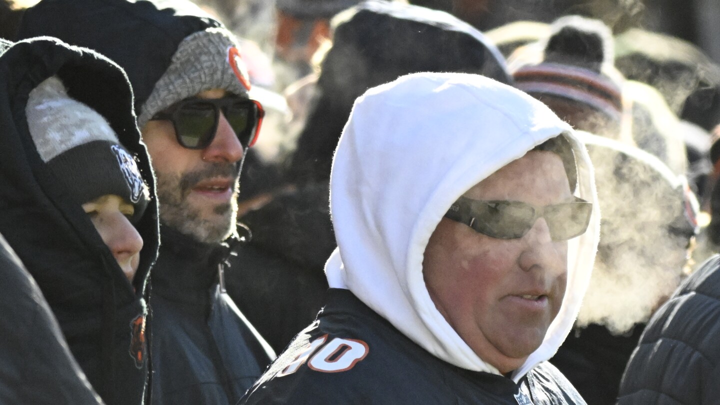  Rams vs. Bears weather update: Snow, wind, cold in forecast for NFL divisional round