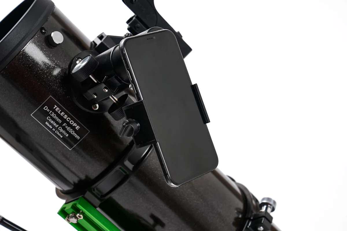 Sky-Watcher StarQuest DX130P smartphone holder