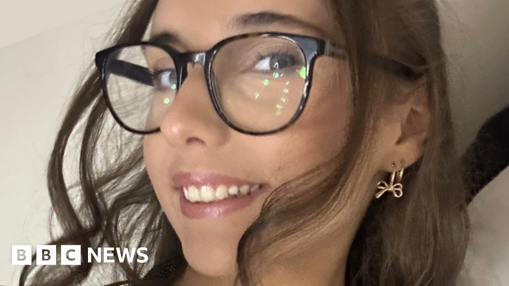  Abergele teenager diagnosed with rare allergy to cold temperatures