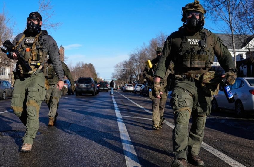  New ICE memo gives deportation officers more leeway to conduct warrantless arrests