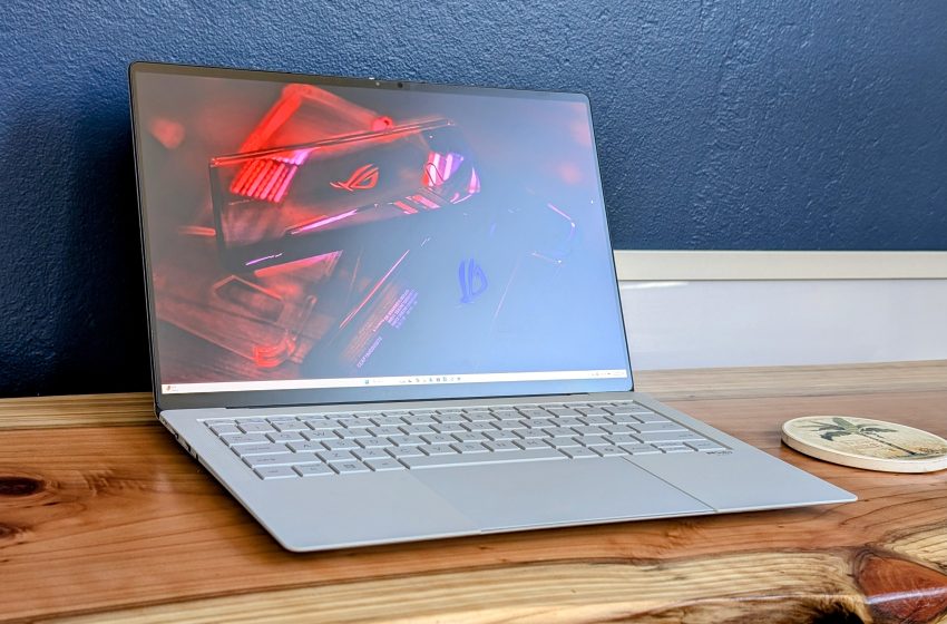  Asus ExpertBook Ultra review: One helluva debut for Intel Panther Lake X7