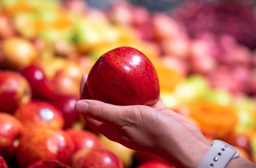  Are Apples Actually Good for You? Dietitians Weigh In