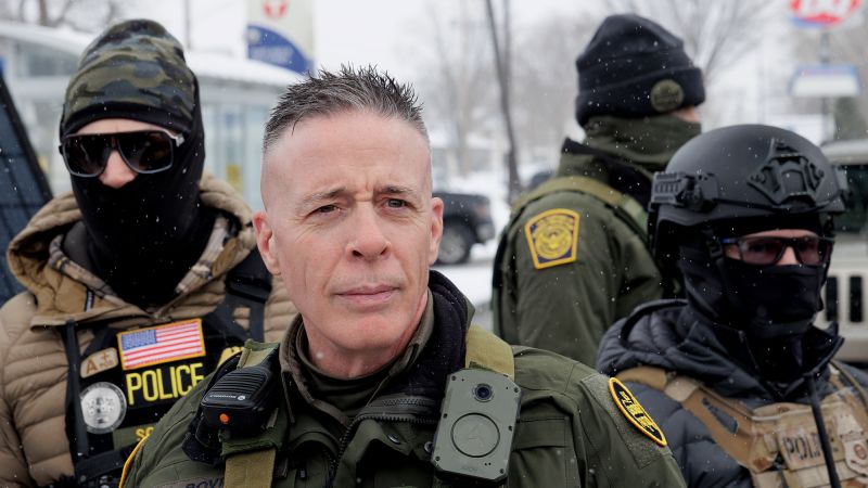  Live updates: Minnesota ICE operations to be handled by Homan after Trump withdraws Bovino