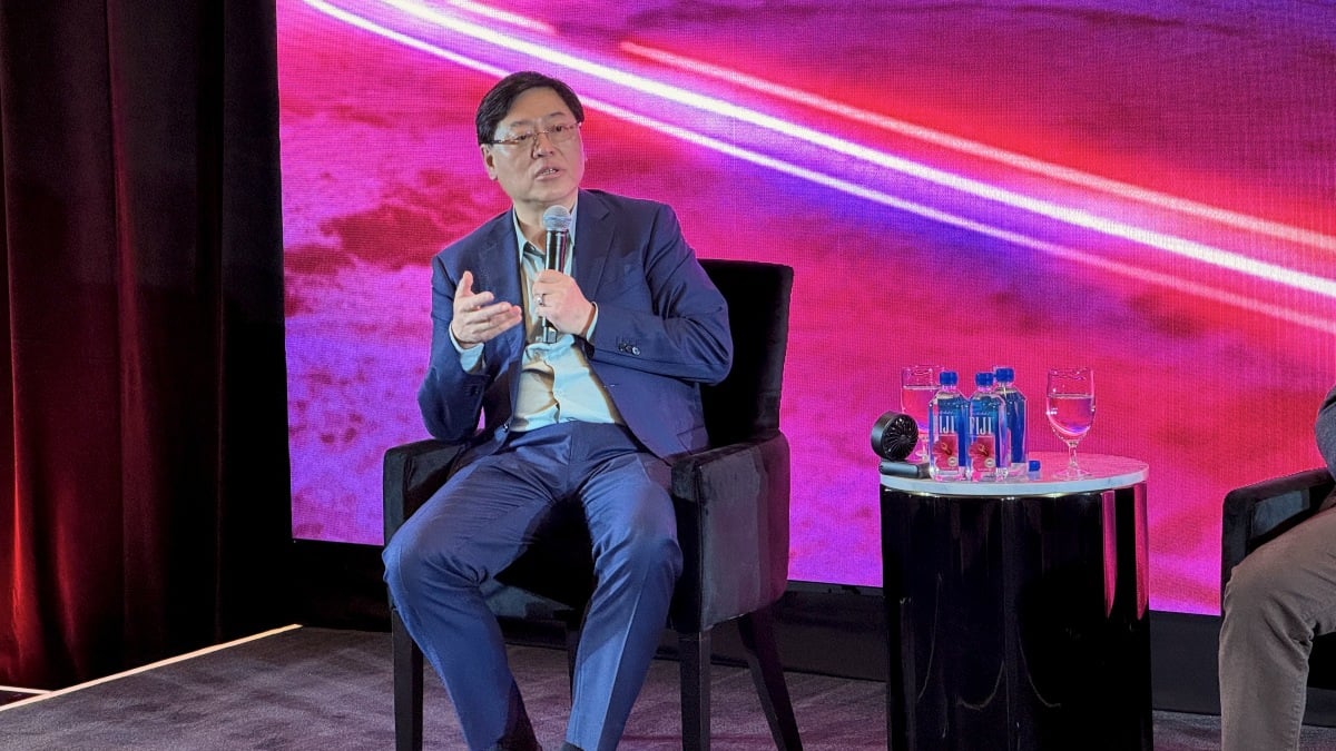  Lenovo CEO addresses AI skeptics at CES: ‘Nobody can avoid it.’