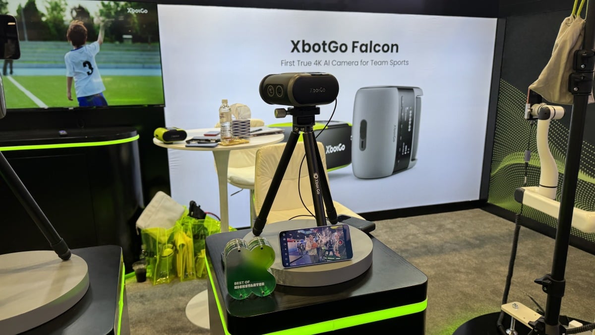  CES 2026: Capture video with the AI-tracking, subscription-free XbotGo Falcon