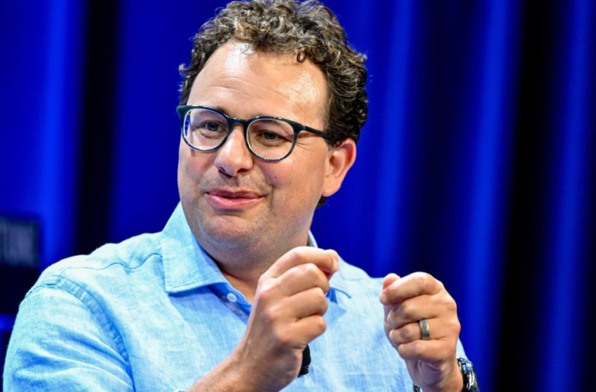  Anthropic CEO issues dire AI warning. Here’s what he gets wrong.