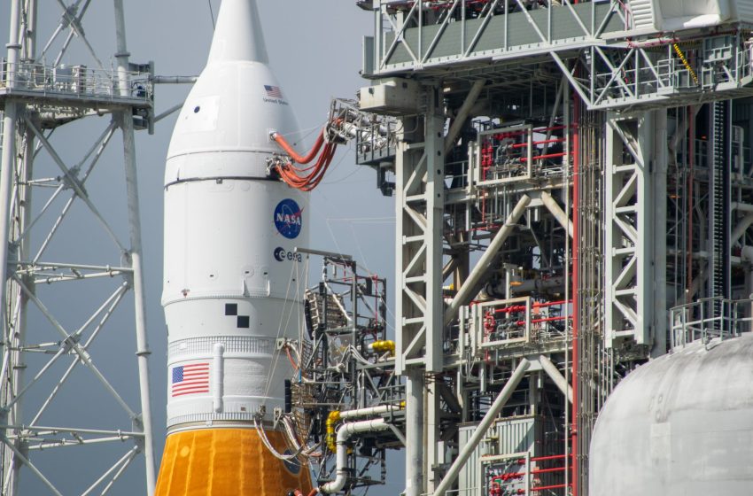  NASA delays critical Artemis 2 rocket fueling test due to below-freezing temperatures, launch no earlier than Feb. 8