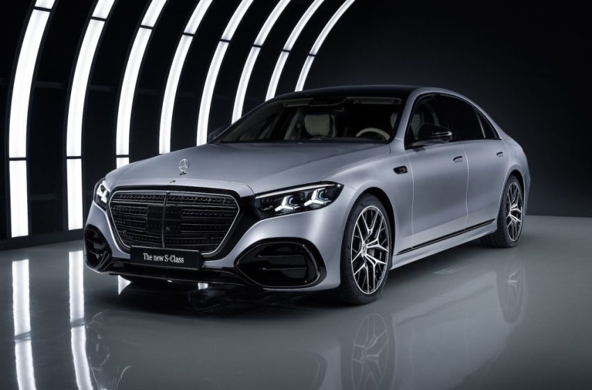  2027 Mercedes-Benz S-Class Is a Rolling Supercomputer With Heated Seatbelts