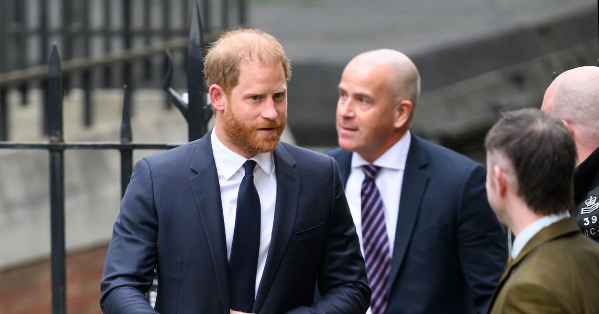  Prince Harry returns to U.K. to be in court for case accusing tabloids of illegal snooping