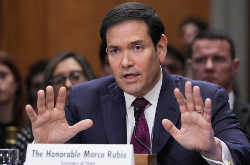  U.S. would use force in Venezuela if other methods fail : NPR