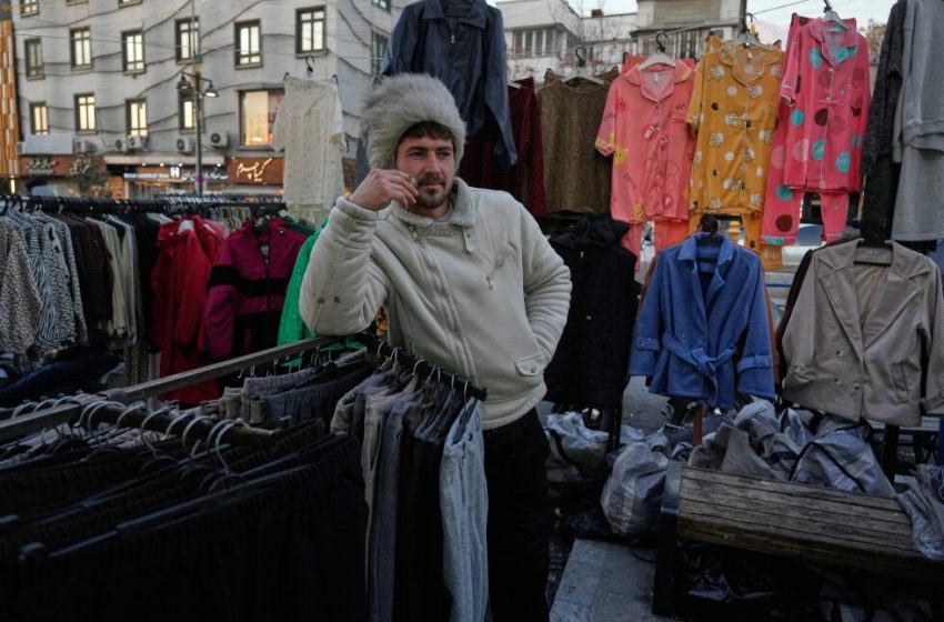  Middle East worries over possible US strike on Iran one month after protests began