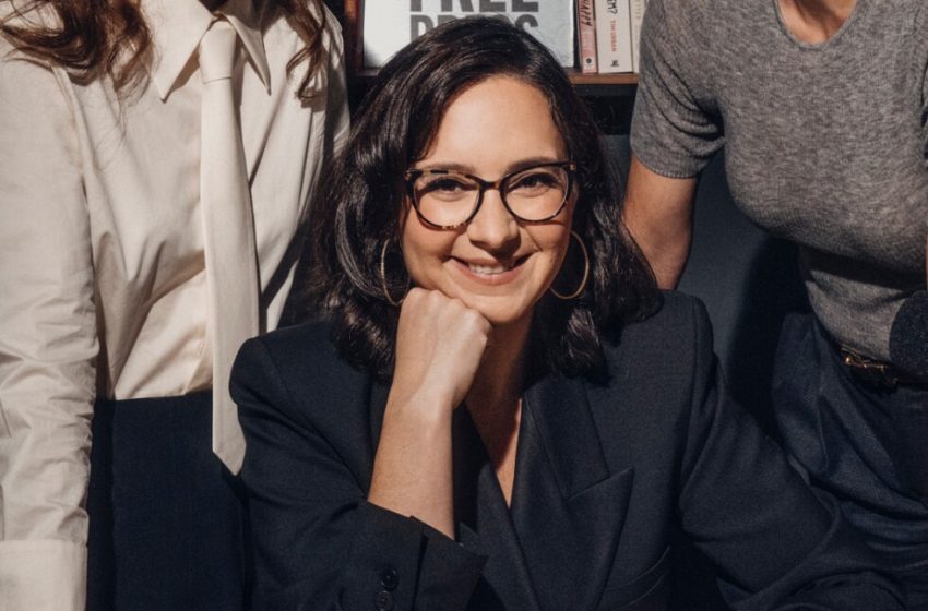  CBS News chief Bari Weiss tells staff ‘we’re toast’ without change