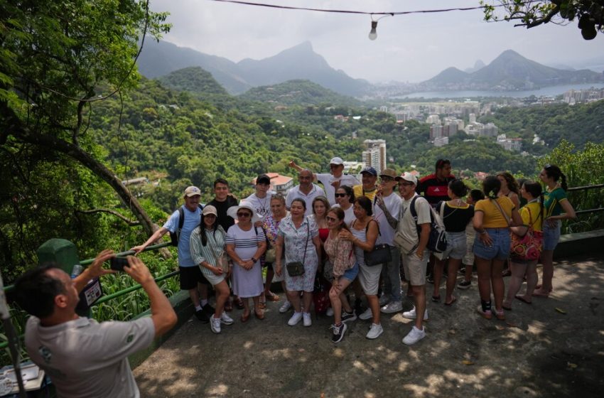  Rio’s favelas attract visitors seeking a cultural immersion