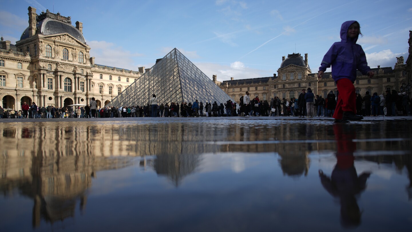  What to know about Louvre ticket prices