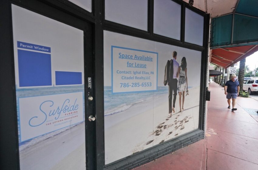  US consumer confidence collapses to lowest level since 2014