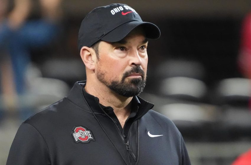  Ryan Day ‘likely’ being briefed on how to handle Ohio State’s Les Wexner mess