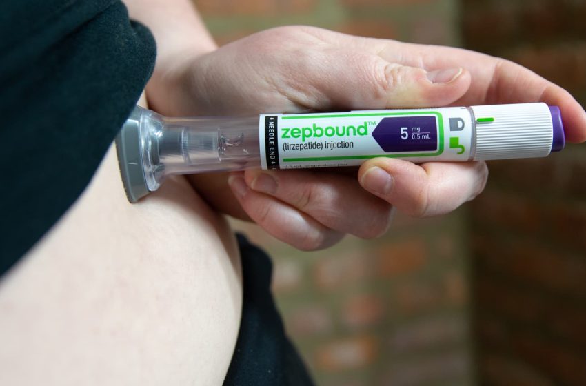  Eli Lilly launches Zepbound obesity drug pen with one month of doses