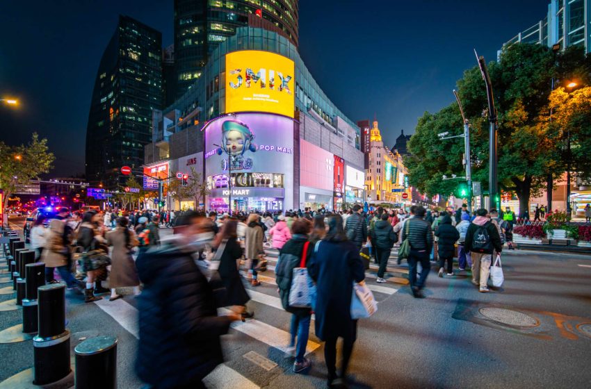  Hang Seng Index, CSI 300, gold, silver