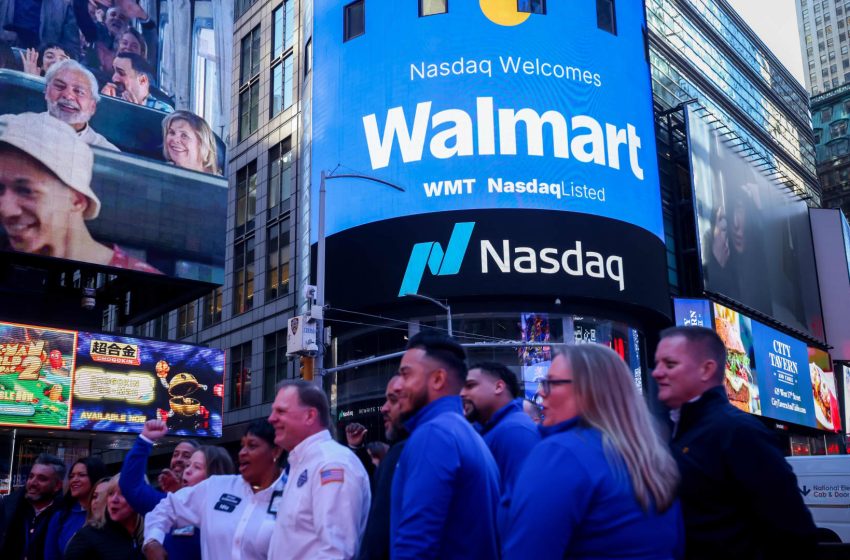  Estée Lauder sues Walmart, alleging sale of counterfeits