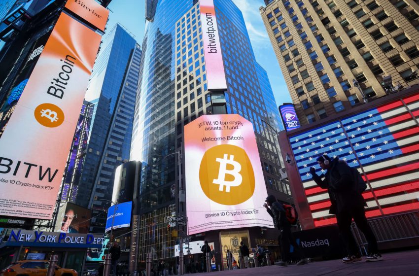  Bitcoin bleeds for second straight day, nearly grazes $72,000