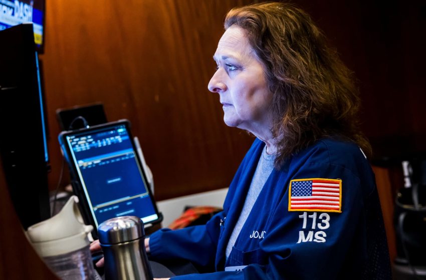  Stock market today: Live updates