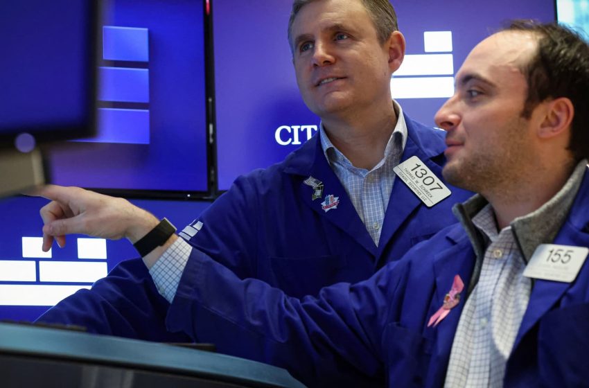  Stock market today: Live updates