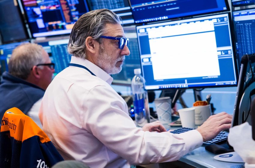  Stock market today: Live updates