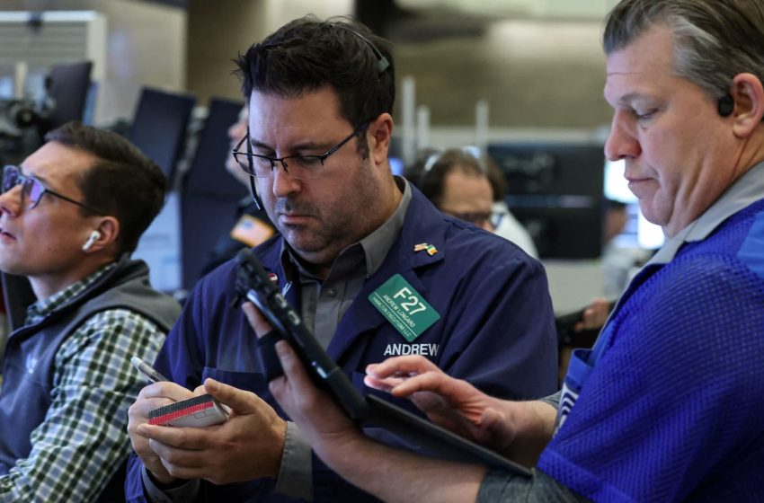  Stock market today: Live updates