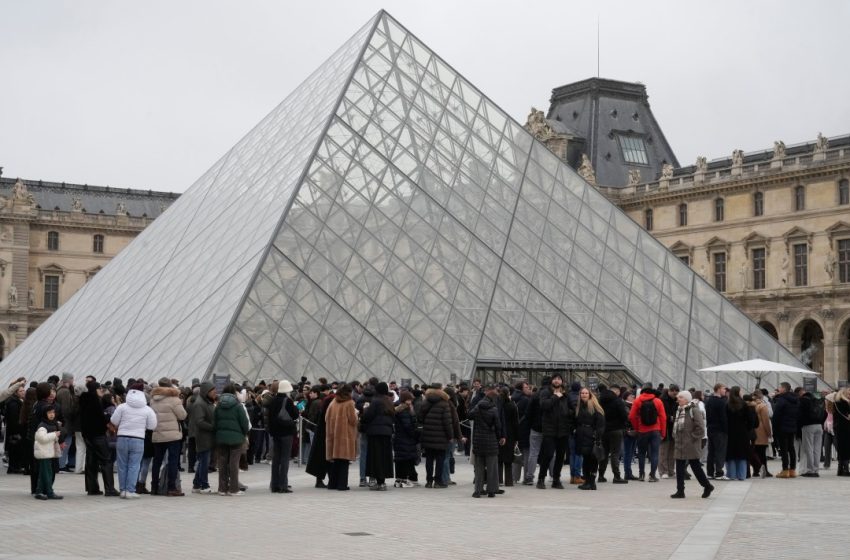 The Louvre Has a New $12M Embarrassment