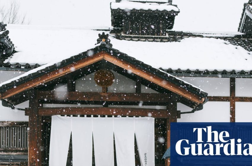  Japan’s record-breaking snowfalls – in pictures – The Guardian