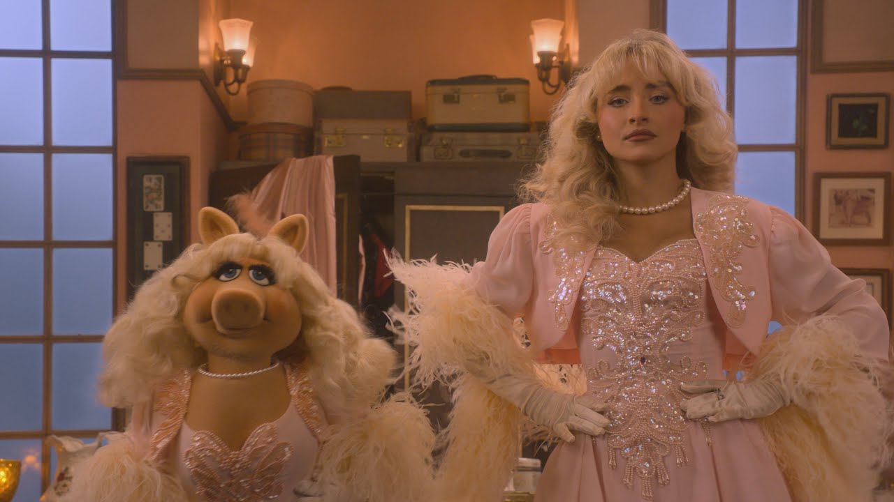 The Muppet Show | Official Trailer | Disney+ - YouTube