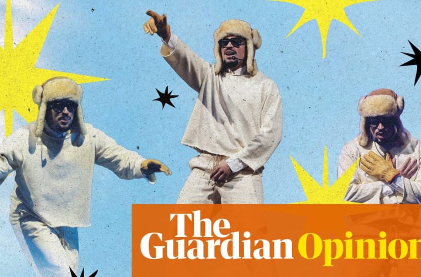  Bad Bunny gives Super Bowl viewers two choices: crash out or tap in | Bad Bunny