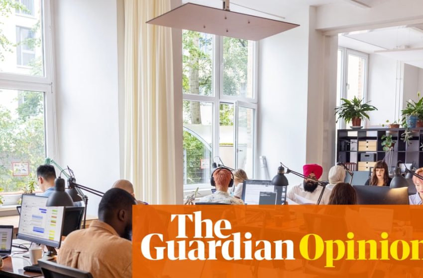  Even amid rising economic uncertainty, now is not the time to hug your job | Gene Marks