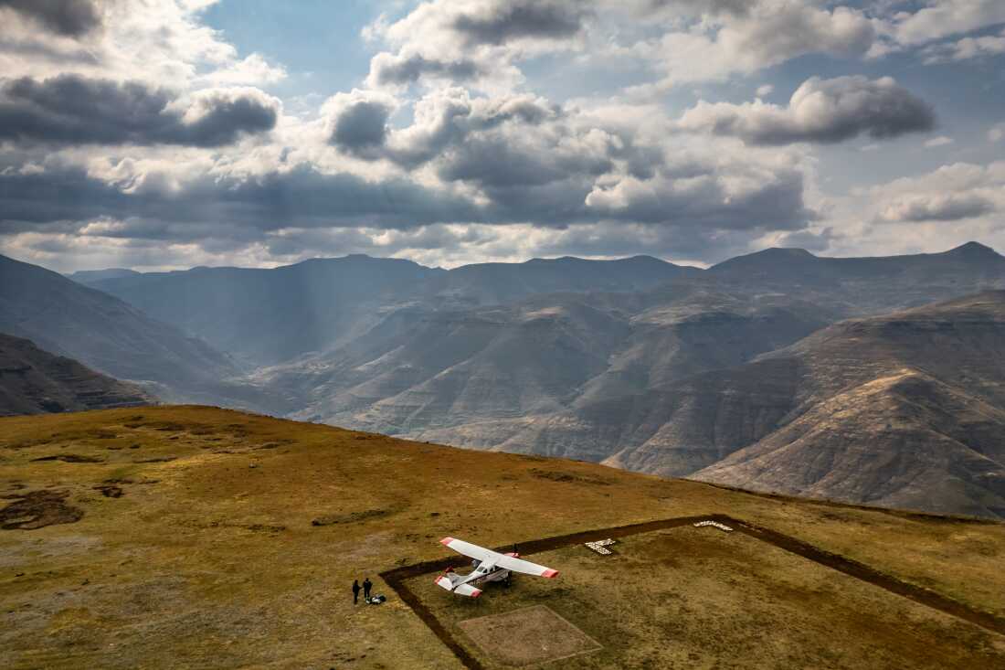 A Cesna 206 plane operated by the Mission Aviation Fellowship prepares to take off after delivering members of the Lesotho Flying Doctor Services to the isolated Kuebunyane clinic in the highlands of Lesotho. The clinic, which is operated, staffed and supplied by the LFDS, is accessible only by air, with the nearest road several hours away on horseback. Across the highlands of Lesotho, some 300,000 people in remote communities rely on the Lesotho Flying Doctor Services for basic medical care.