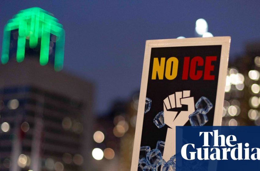  Judge declares mistrial in Texas ‘antifa’ protest case over attorney’s T-shirt | Texas