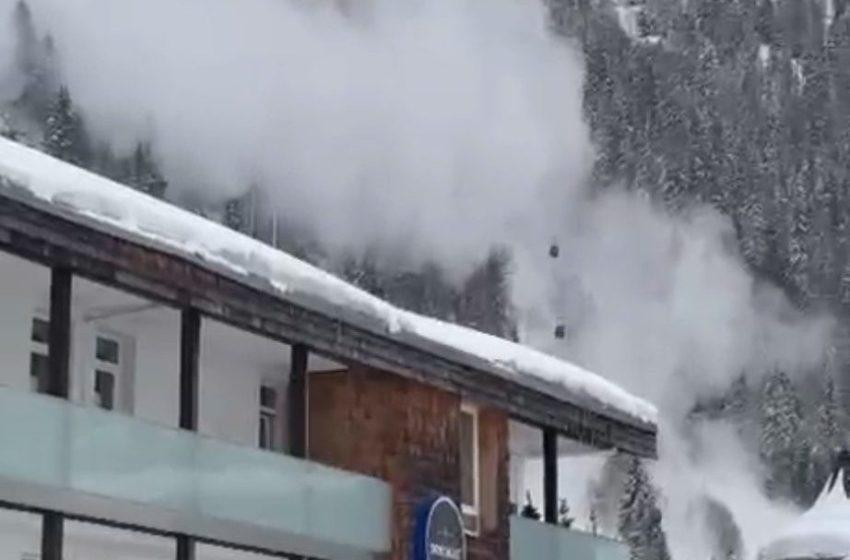  Massive Avalanche Kills 3 in Popular Austrian Ski Resort St. Anton