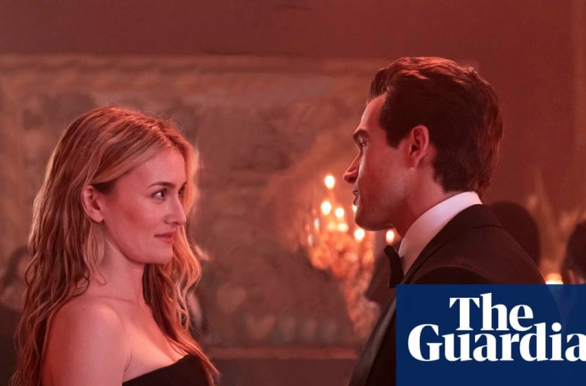  ‘He was approachable, down-to-earth, irritating’: inside the real-life love story of JFK Jr and Carolyn Bessette | US television