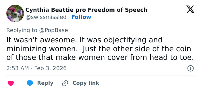 Tweet by Cynthia Beattie discussing objectification and controversy related to Chappell Roan’s Grammys look and public reaction.