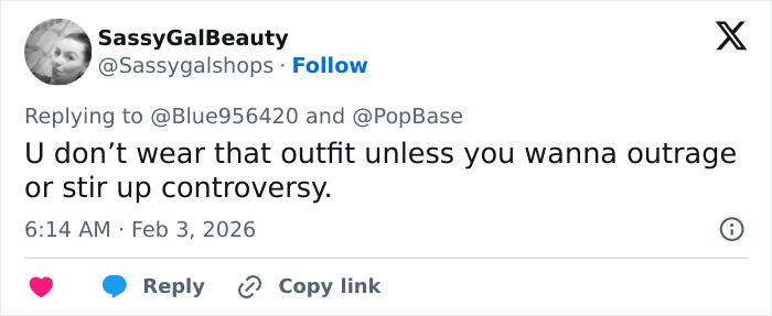 Tweet from SassyGalBeauty discussing controversy and outrage related to Chappell Roan’s Grammys look.