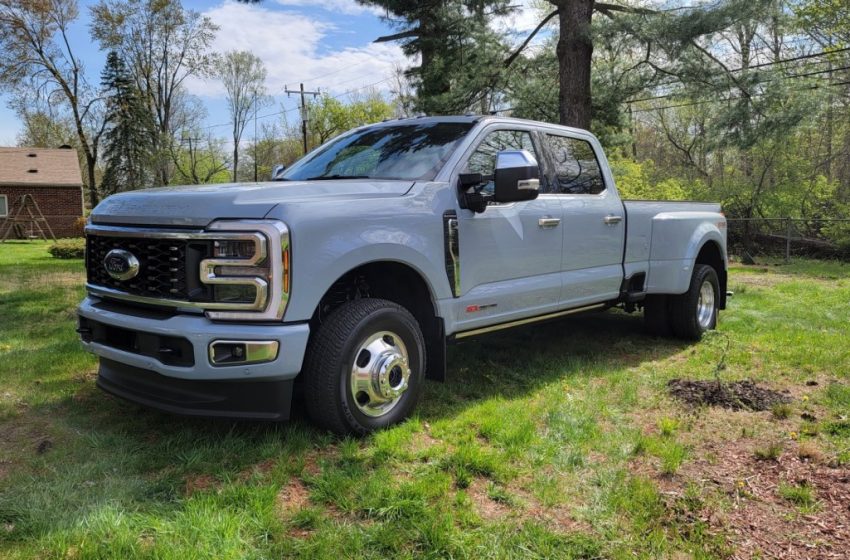  Ford’s Tariff Bill, New Ferraris, and The Plug-In Hybrid Nissan Rogue